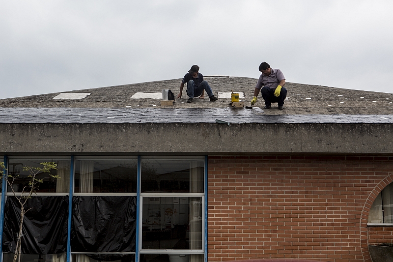 Moradores de Campo Largo ainda consertam telhados na cidade | Henry Milléo / Agência de Notícias Gazeta do Povo