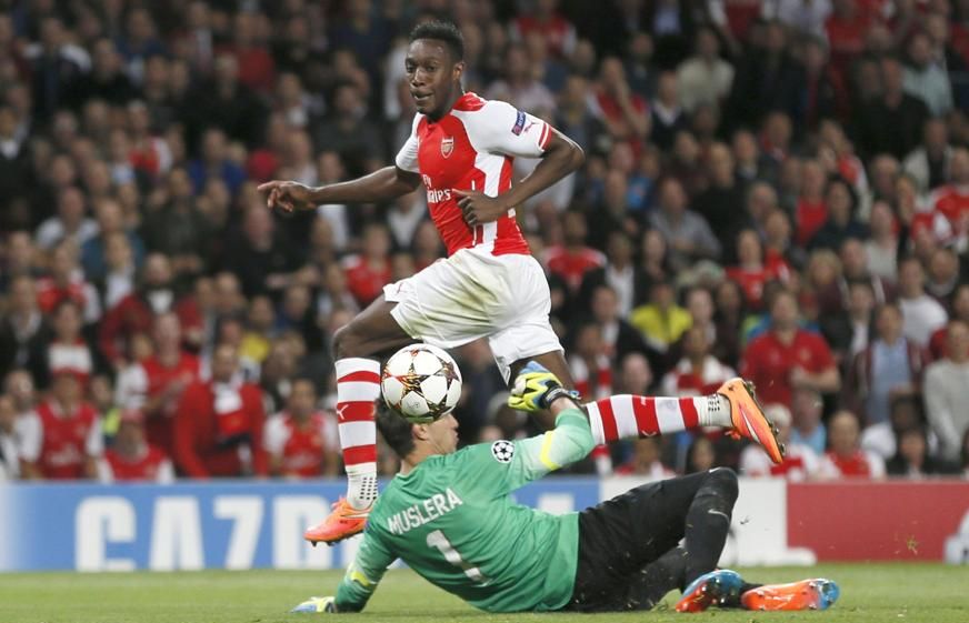 Welbeck foi o melhor em campo na vitória do Arsenal sobre o Galatasaray | Reuters