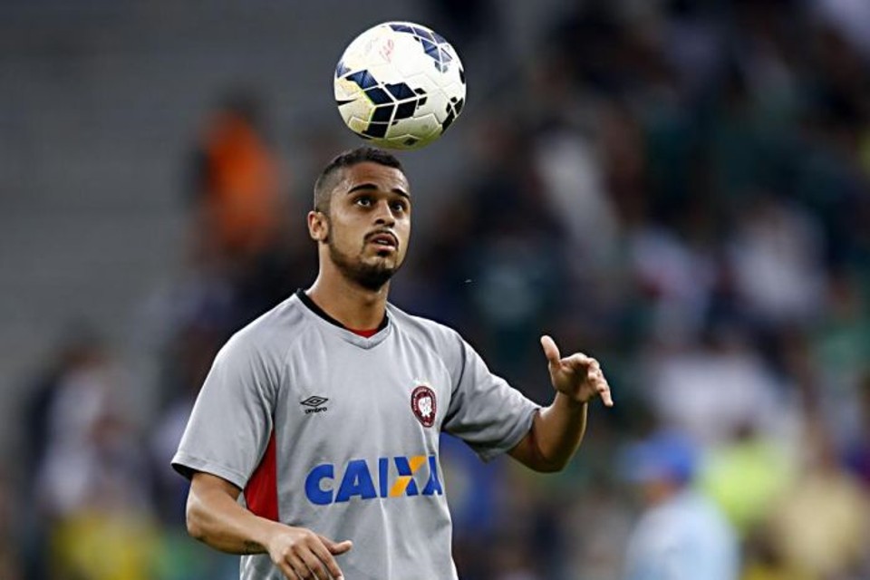 Dellatorre, atacante do Atlético | Albari Rosa / Gazeta do Povo