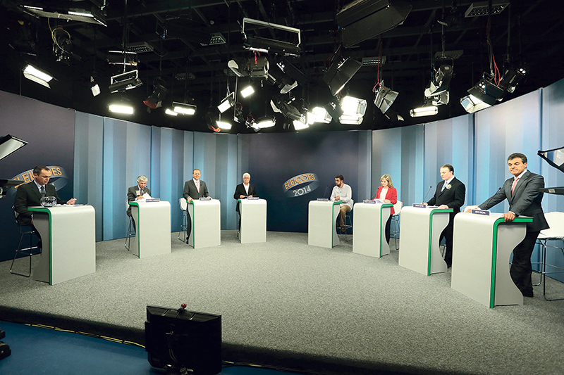 Debate da RPC TV foi o último antes da eleição do próximo domigo: oportunidade para o eleitor decidir seu voto | Cesar Machado/ Gazeta do Povo