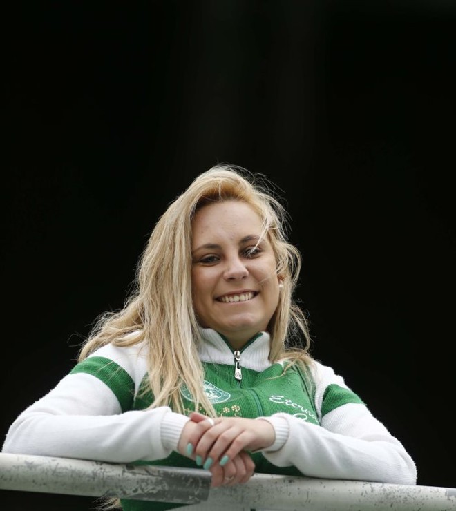Torcedora do Coritiba comemorou a vitória no Atletiba |