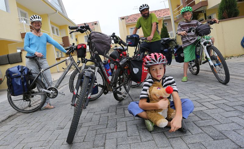 João, Valérie, Yacha e Sinai em passagem por Curitiba | Ivonaldo Alexandre/Gazeta do Povo