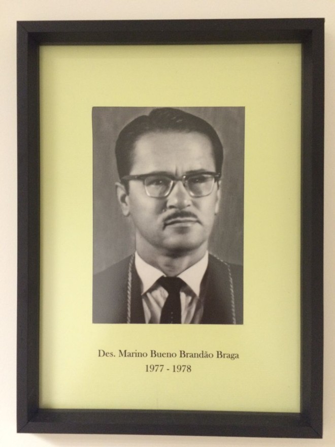 Des. Marino Bueno Brandão BragaNo ano de 1949, foi nomeado juiz de direito. Em fevereiro de 1968, foi nomeado para o cargo de desembargador, assumindo a corregedoria no biênio 1973 a 1974, a vice-presidência para o biênio de 1977 a 1978, e eleito, assumiu a presidência do Tribunal de Justiça do Paraná para o biênio 1979 a 1980. No magistério lecionou a disciplina de Direito Civil na Universidade Católica de Ponta Grossa, da qual foi diretor. Participou da Escola Superior de Guerra, em 1971. Publicou duas obras jurídicas:
