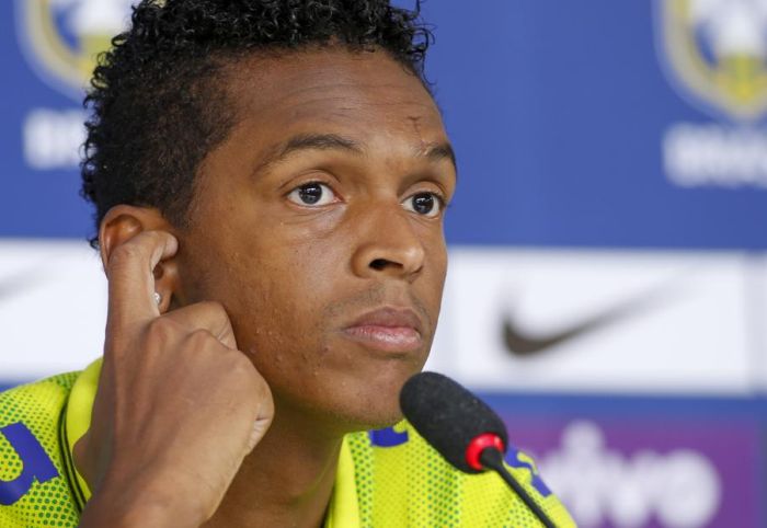 Família teme que Jô siga a carreira de indisciplinas de Adriano | Hugo Harada / Gazeta do Povo