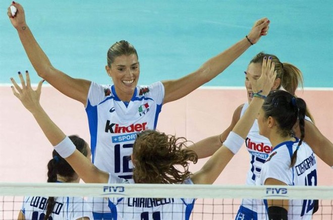 Francesca Piccinini, referência de beleza na seleção de vôlei da Itália | 