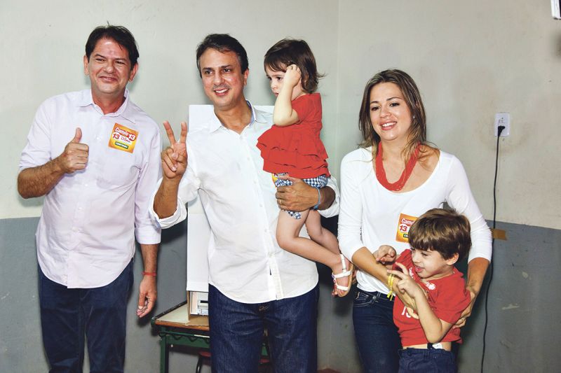 Vitória de Santana aumenta poder do PT no Nordeste | Carlos Gibaja