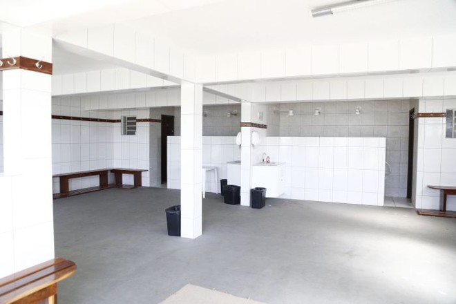 Vestiário do CT Barcelos, onde o Paraná vai treinar pelos próximos quatro anos |