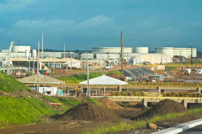 Um parecer técnico apresentado nesta quinta-feira pelo Ministério Público Federal aponta um superfaturamento de R$ 613,3 milhões nas obras da refinaria Abreu e Lima, em Pernambuco | Petrobras / Divulgação