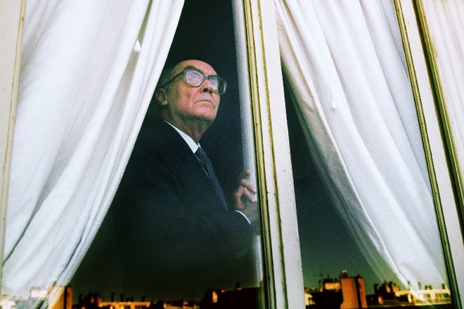 Autores e hotéis: José Saramago mira o horizonte |