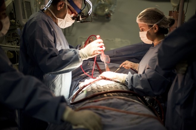 Cirurgia de válvula do coração: técnica moderna |