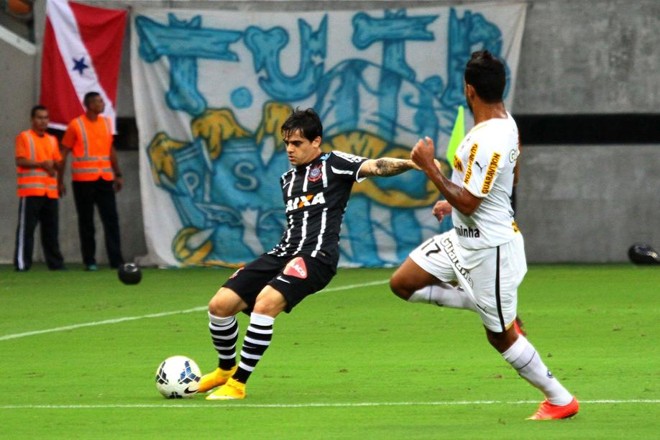 Botafogo vence o Corinthians na Arena Amazônia, em Manaus | Edmar Barros / Futurapress / Folhapress