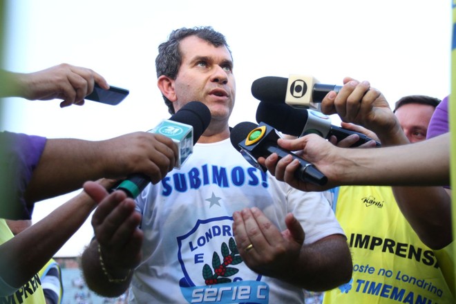 Técnico Claudio Tencati, destaque do Londrina na conquista do acesso à Série C, garante não ter recebido proposta de outro clube | 