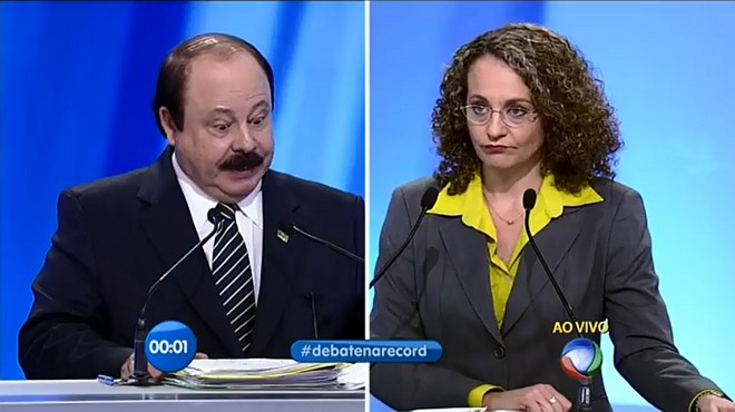 As eleições nacionais e estaduais tiveram vários de seus pontos altos durante o mês de setembro, com as campanhas a todo o vapor e os candidatos se enfrentando em debates. Na disputa presidencial, um redemoinho de acusações e a troca de farpas, em discussões com pouco confronto de propostas, fizeram com que o que tivesse mais destaque  pelo menos na internet  fossem os memes.Luciana Genro (PSOL) e Levy Fidélix (PRTB) protagonizaram o confronto de maior repercussão, sobre o tema da homofobia. Na disputa ao governo do Paraná, os candidatos participaram de sabatinas, entrevistas, debates e eventos em todo o estado. O nível do debate não foi muito diferente e eles também não escaparam dos memes em escala estadual. | 