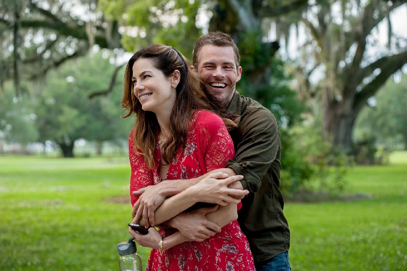 Filme é adaptação de livro de Nicholas Sparks, autor que já atraiu diretores consagrados | Divulgação