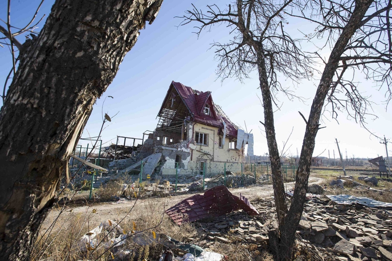 Casa destruída por bombardeios em Slaviansk, na Ucrânia | Vasily Fedosenko/Reuters
