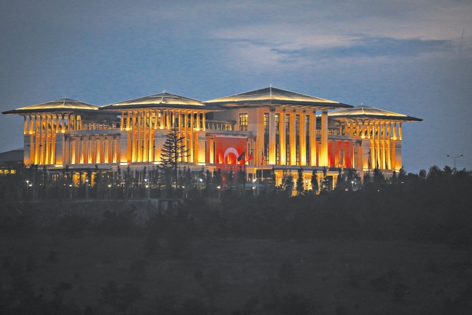 O novo palácio presidencial da Turquia, construído para abrigar o ex-premiê Recep Tayyip Erdogan | Tara Todras-Whitehill/ The New York Times
