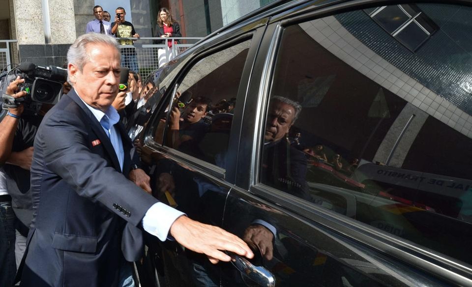 O ex-ministro José Dirceu deixa a prisão | Fabio Rodrigues Pozzebom / Agência Brasil