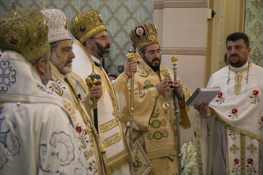 Bispos do Iraque e Líbano celebram missa em Curitiba | Marcelo Andrade / Gazeta do Povo