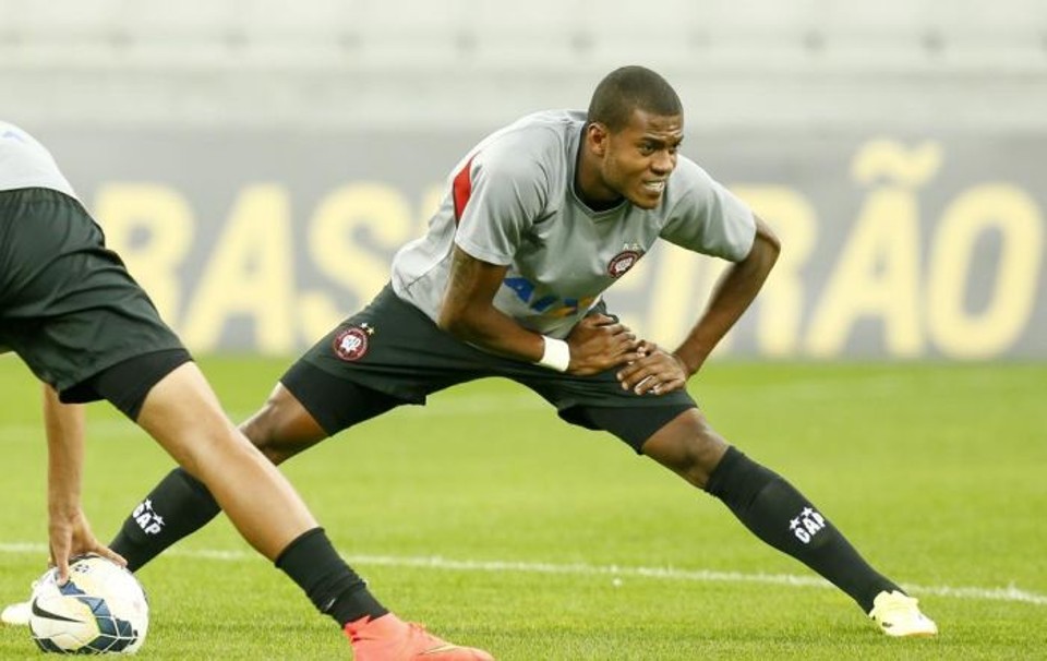 Marcelo segue no ataque do Atlético na partida diante do Sport Recife | Hugo Harada / Gazeta do Povo