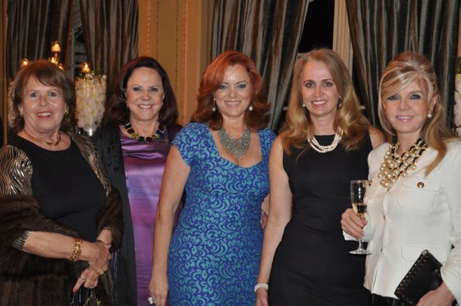 Marcia Derviche, Ingrid Buschle, Suely Buschle, Leila Derviche e Denise Leal |