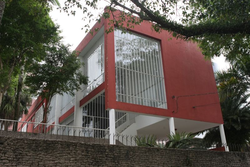 Casa João Luiz Bettega, uma das principais obras de Artigas em Curitiba | Aniele Nascimento/Gazeta do Povo