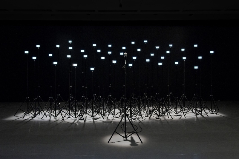 Obra de Rejane Cantoni e Leonardo Crescenti é uma máquina de falar autônoma | Fotos: Divulgação