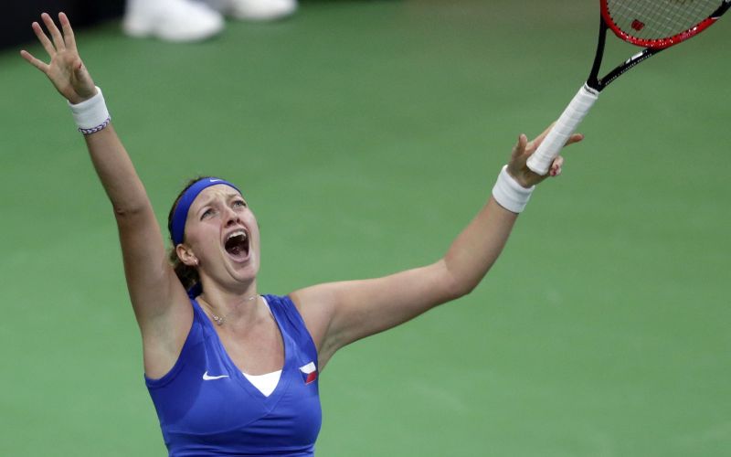 A tenista tcheca Petra Kvitova celebra vitória na Fed Cup, em Praga | REUTERS/David W Cerny
