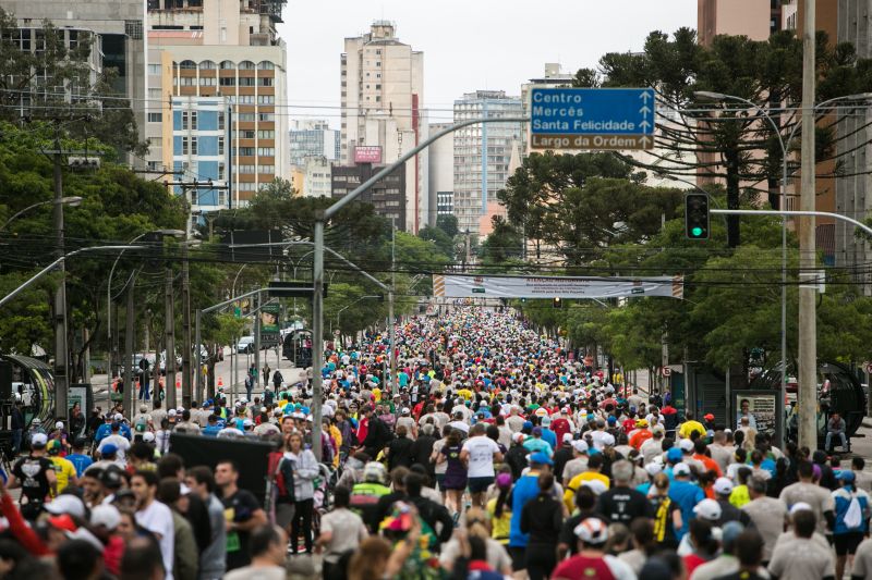 Maratona de Curitiba de 2014 teve cinco mil inscritos | Brunno Covello / Gazeta do Povo