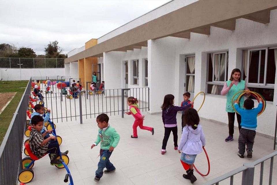 As crianças só estarão com a vaga garantida na escola na qual estão cadastradas após pais comparecerem à instituição | SMCS / Divulgação
