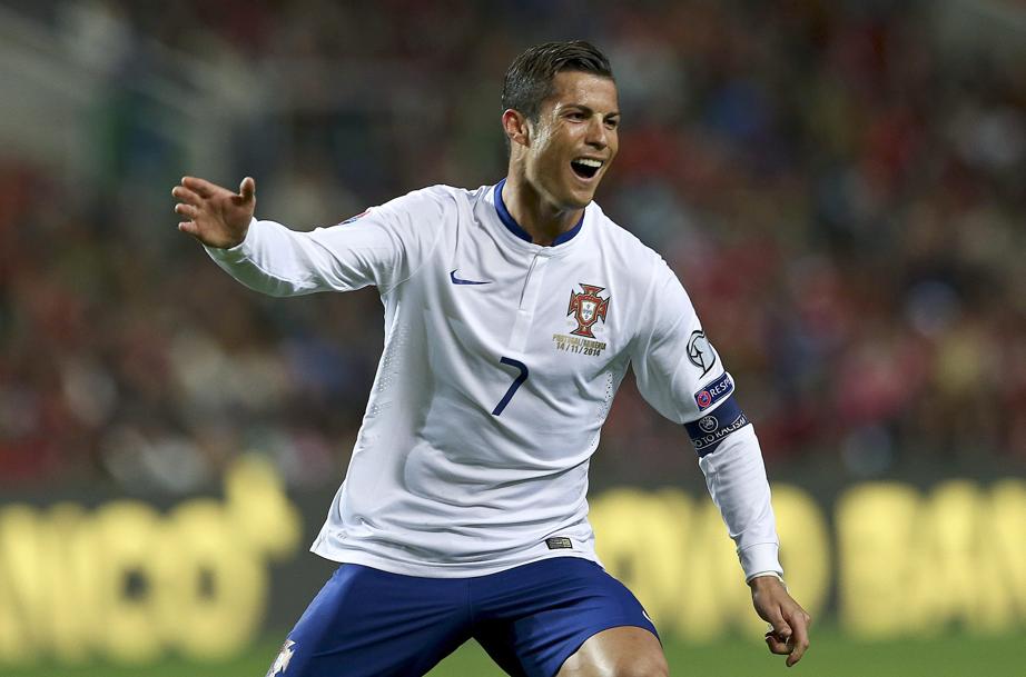 Cristiano Ronaldo fez o único gol da vitória de Portugal sobre a Armênia | EFE
