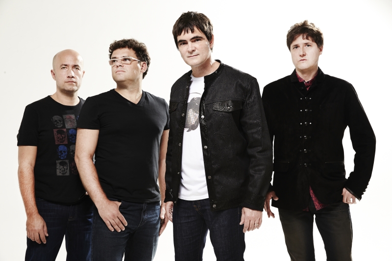 Novo disco sintetiza os mais de 20 anos de carreira da banda | Divulgação