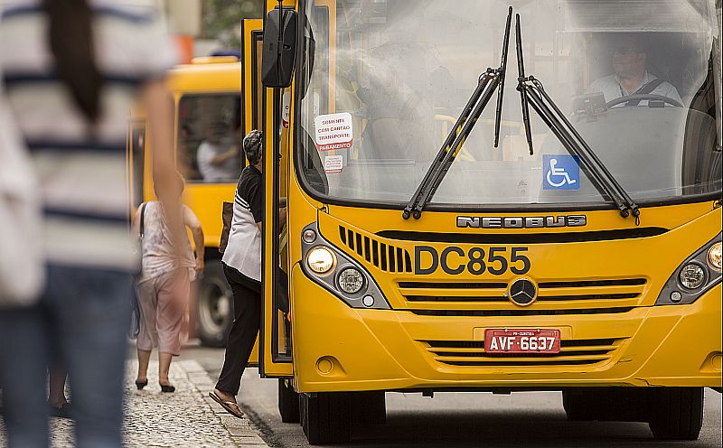 Empresas entraram com ação na Justiça cobrando o pagamento de repasses que estão atrasados. Urbs diz que não é bem assim | Marcelo Andrade/Gazeta do Povo