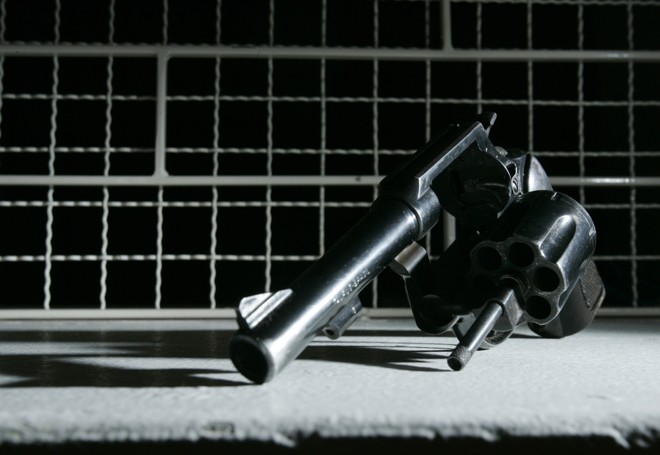 Enquanto os órgãos de segurança pública assistem a uma forte desmobilização da campanha, os registros de novas armas para civis saltou de 3 mil, em 2004, para 18 mil, em 2012 | Josué Teixeira/Agência de Notícias Gazeta do Povo/Arquivo