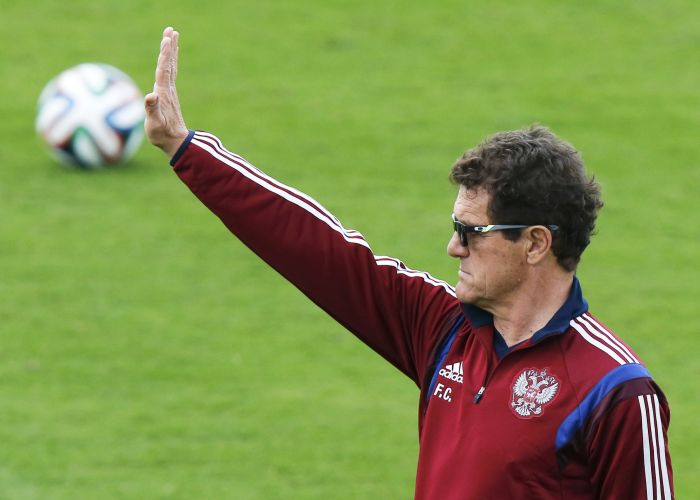 Federação Russa admite estar errada, mas não tem como pagar salário do técnico Fabio Capello | Reuters