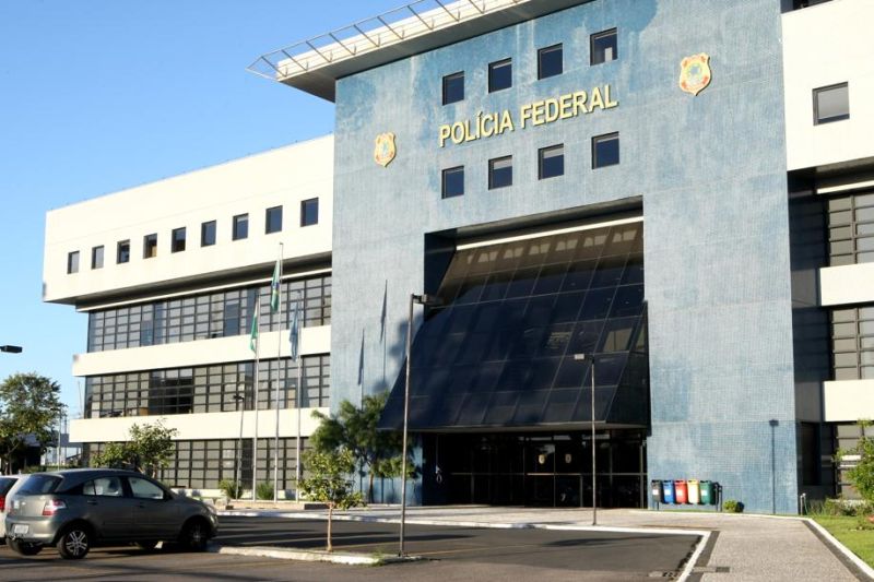 O delegado da Polícia Federal Márcio Adriano Anselmo, coordenador da Operação Lava Jato, pediu nesta terça (18) a prorrogação do prazo para libertar seis dos 15 executivos presos temporariamente na última sexta | Aniele Nascimento / Agência de Notícias Gazeta do Povo