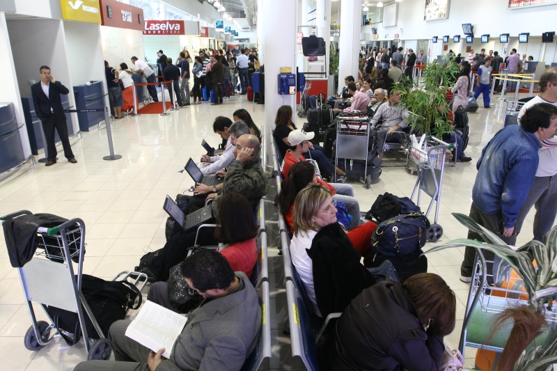 Aeroporto de Londrina terá wi-fi grátis , segundo a Infraero | Roberto Custódio/Jornal de Londrina