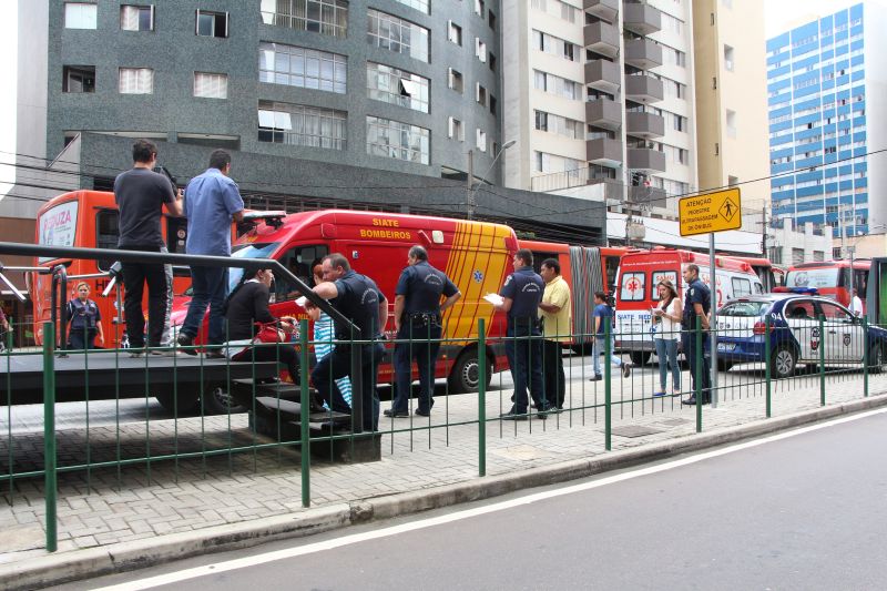 Jovem de 19 anos morre após agressão em estação-tubo | Atila Alberti/Tribuna
