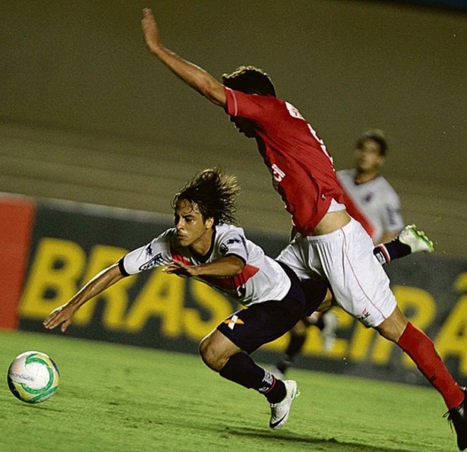 Esforço de Ricardinho foi em vão: derrota complica Tricolor | 