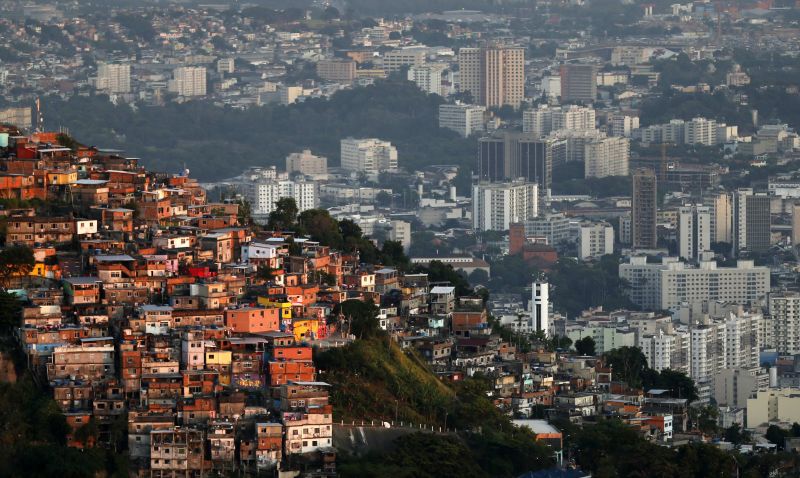 Apesar do aumento do número de pessoas em condição de extrema pobreza em 2013, o número de pessoas consideradas pobres caiu 5,4% | Sergio Moraes/Reuters.