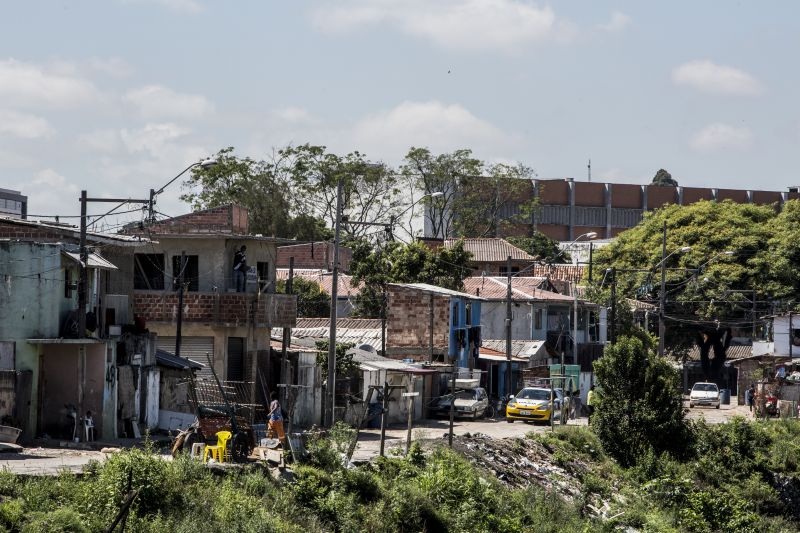 A Polícia solicitou ordem de prisão contra os três suspeitos de terem atirado contra a menina e o tio dela, na Vila Torres |