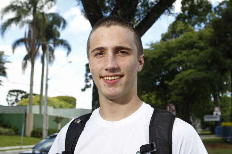 Lucas Klotz tenta vaga em Economia e focou na Redação, além de Matemática e História | Antônio More/Gazeta do Povo