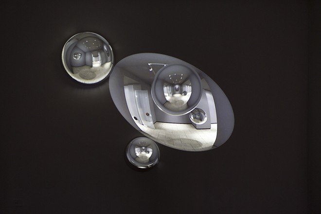 Projeção de Bruno Borne discute a perspectiva por meio de ferramenta contemporânea |