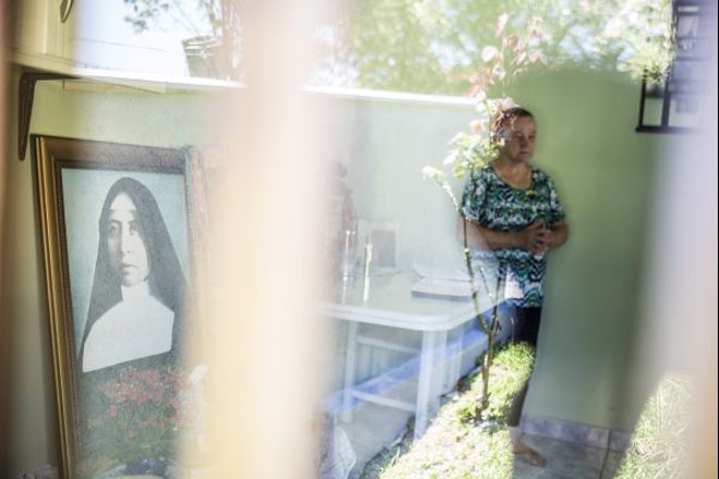 Há décadas, a benzedeira atende em Campo Largo | 