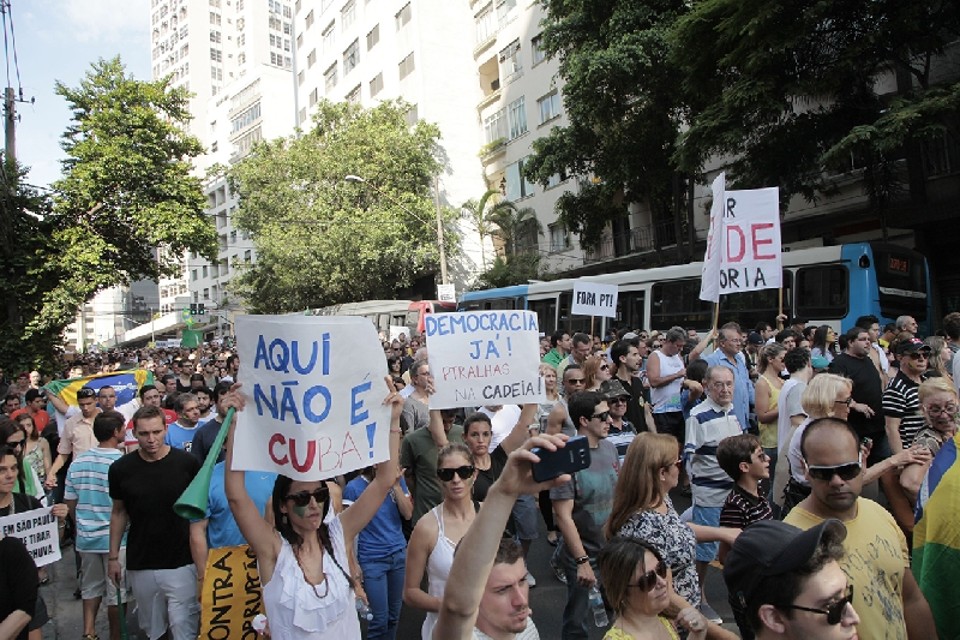 Curiosamente, um dos argumentos usados foi que o PT construiu uma ditadura no Brasil | Oswaldo Corneti/Fotos Públicas