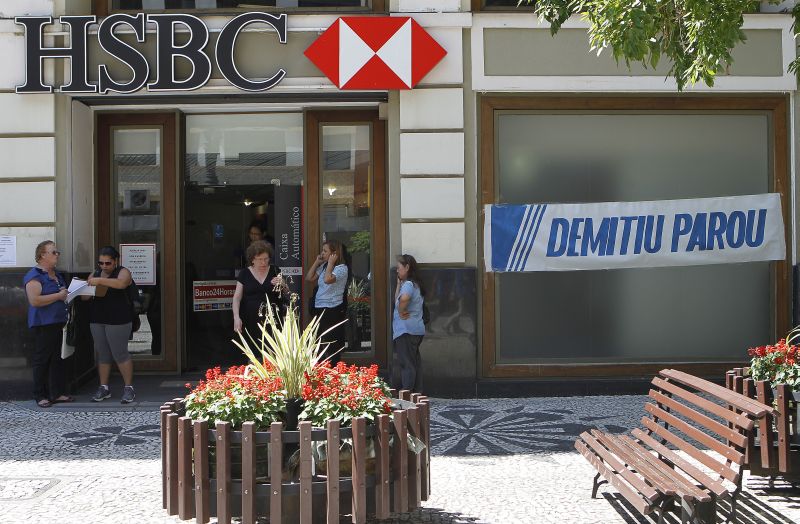 Segundo o Sindicato dos Bancários de Curitiba e Região, a paralisação deve continuar por tempo indeterminado | Jonathan Campos/Gazeta do Povo.