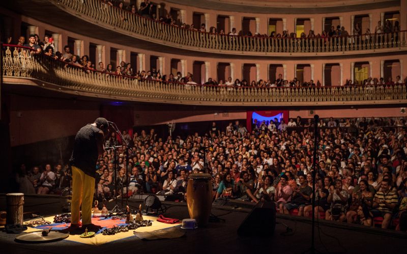 Genialidade natural: músico pernambucano faz muito com pouco | Felipe Campal/ Divulgação