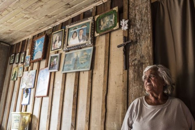 A benzedeira não cobra por suas rezas, mas aceita doações | 