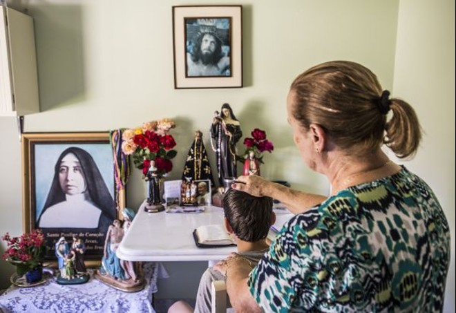 Dona Joana também benze crianças | 