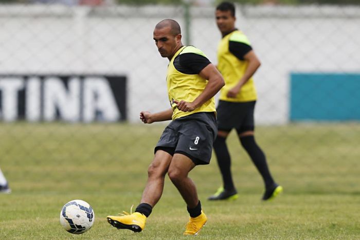 Gil vai reforçar o meio-campo do Coxa contra o Flamengo | Albari Rosa / Gazeta do Povo