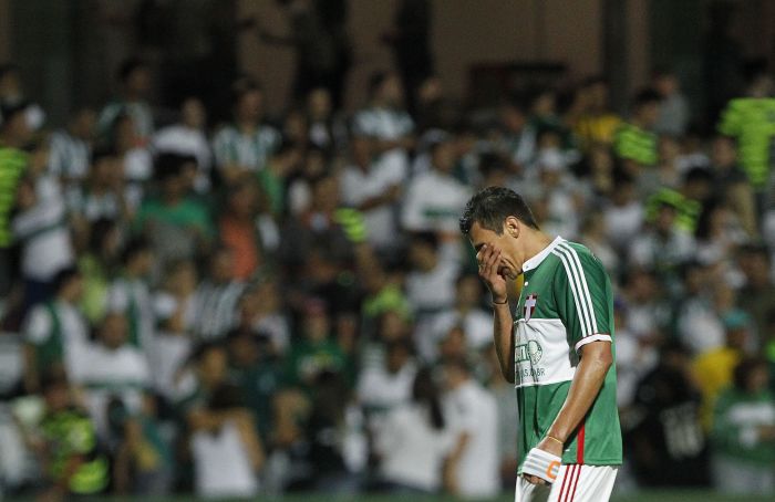 Após a derrota para o Coritiba, Palmeiras fica em situação ruim na competição | Jonathan Campos / Gazeta do Povo
